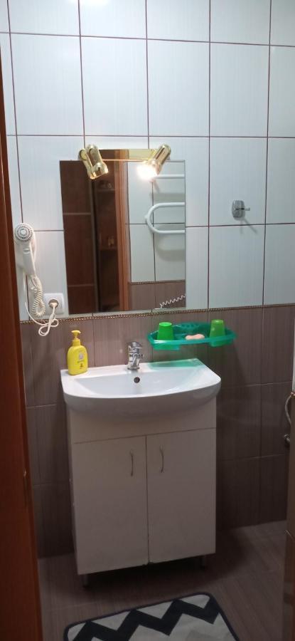 Згадка Hotel ตรุสคาเวตส์ ภายนอก รูปภาพ