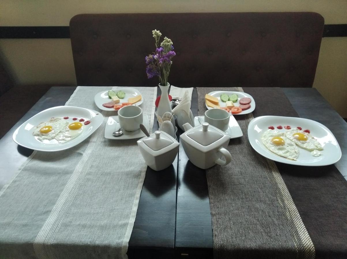 Згадка Hotel ตรุสคาเวตส์ ภายนอก รูปภาพ